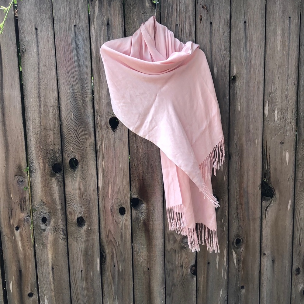 100% cashmere shawl